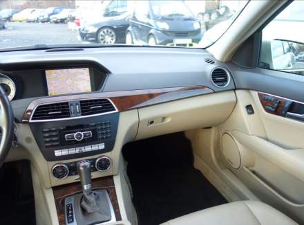 Mercedes-Benz - C-class