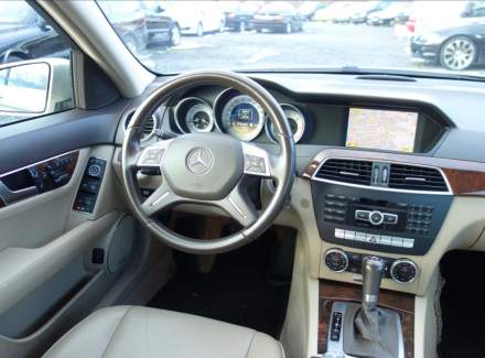 Mercedes-Benz - C-class