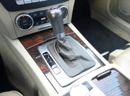 Mercedes-Benz - C-class