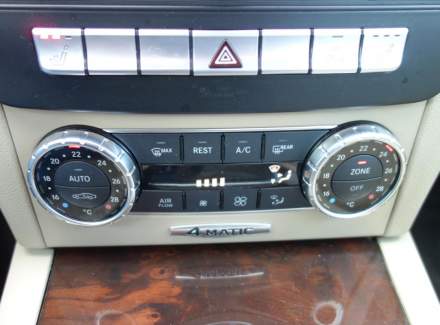 Mercedes-Benz - C-class