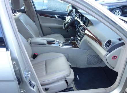 Mercedes-Benz - C-class