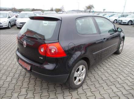 Volkswagen - Golf