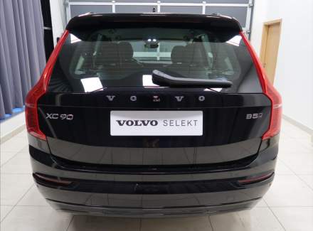 Volvo - XC90