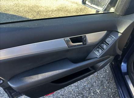 Mercedes-Benz - C-class