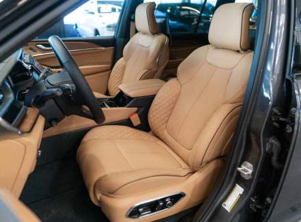 Jeep - Grand Cherokee