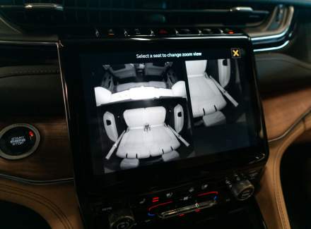 Jeep - Grand Cherokee