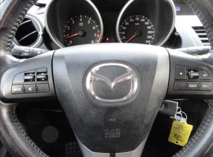 Mazda - 3