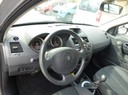 Renault - Megane