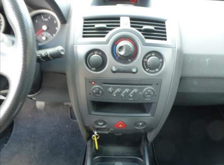 Renault - Megane