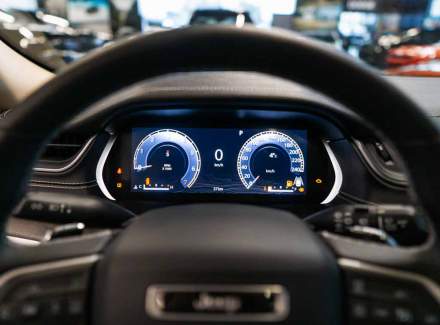 Jeep - Grand Cherokee