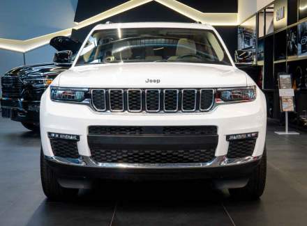 Jeep - Grand Cherokee