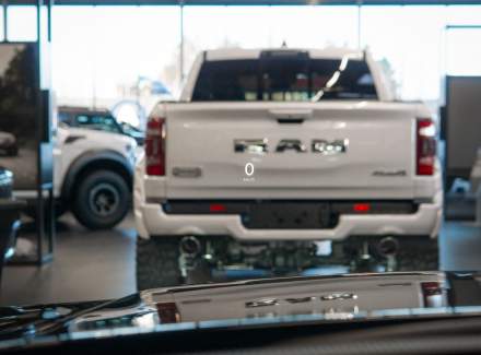 Jeep - Grand Cherokee