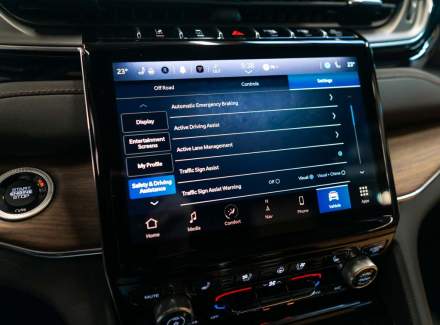 Jeep - Grand Cherokee