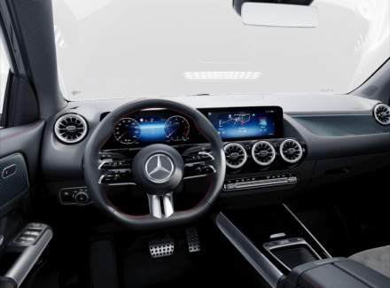 Mercedes-Benz - GLA