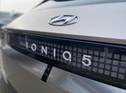 Hyundai - IONIQ 5