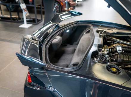 Chevrolet - Corvette