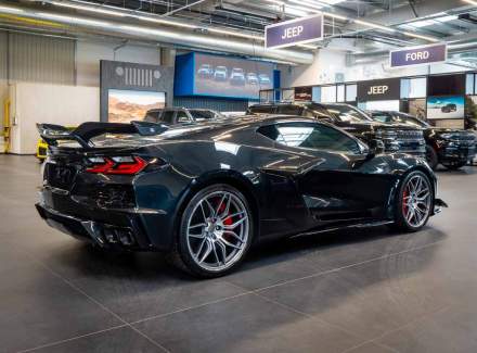 Chevrolet - Corvette