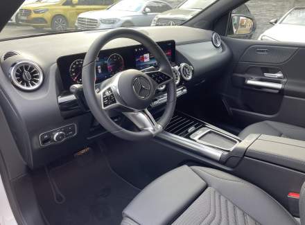 Mercedes-Benz - B-class