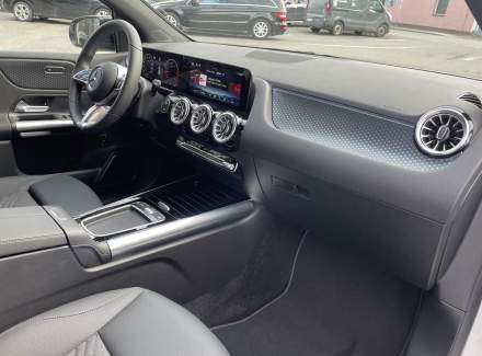 Mercedes-Benz - B-class