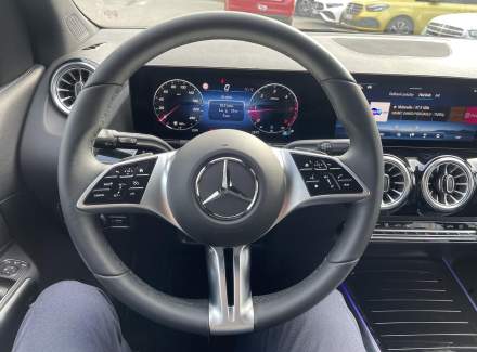 Mercedes-Benz - B-class