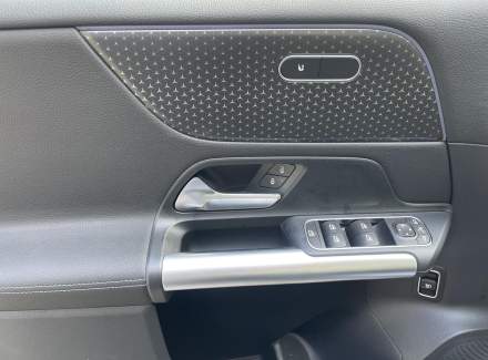 Mercedes-Benz - B-class