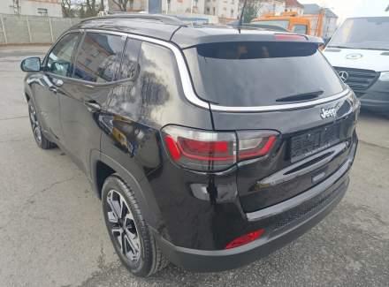 Mercedes-Benz - B-class