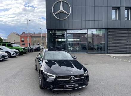 Mercedes-Benz - CLA
