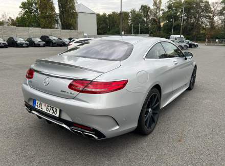 Mercedes-Benz - S-class