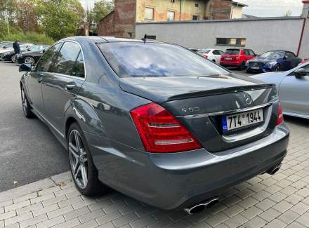 Mercedes-Benz - S-class