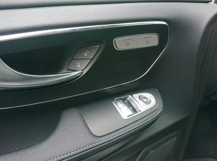 Mercedes-Benz - V-class