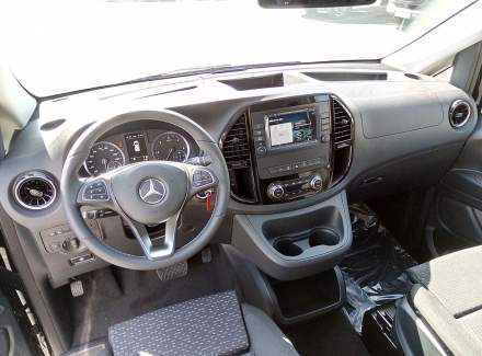 Mercedes-Benz - Vito
