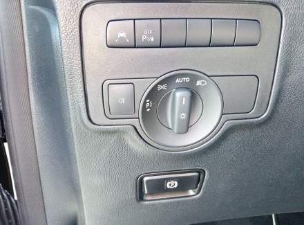 Mercedes-Benz - Vito