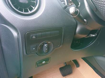 Mercedes-Benz - Vito