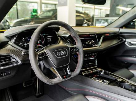 Audi - RS E-tron GT