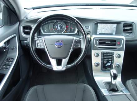 Volvo - V60