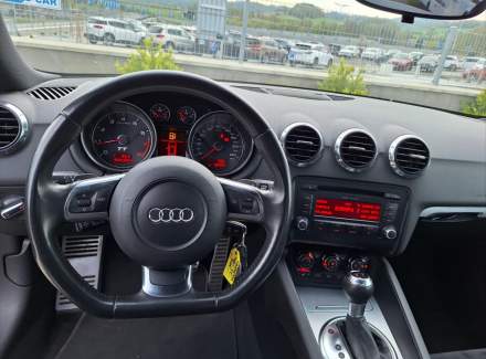 Audi - TT