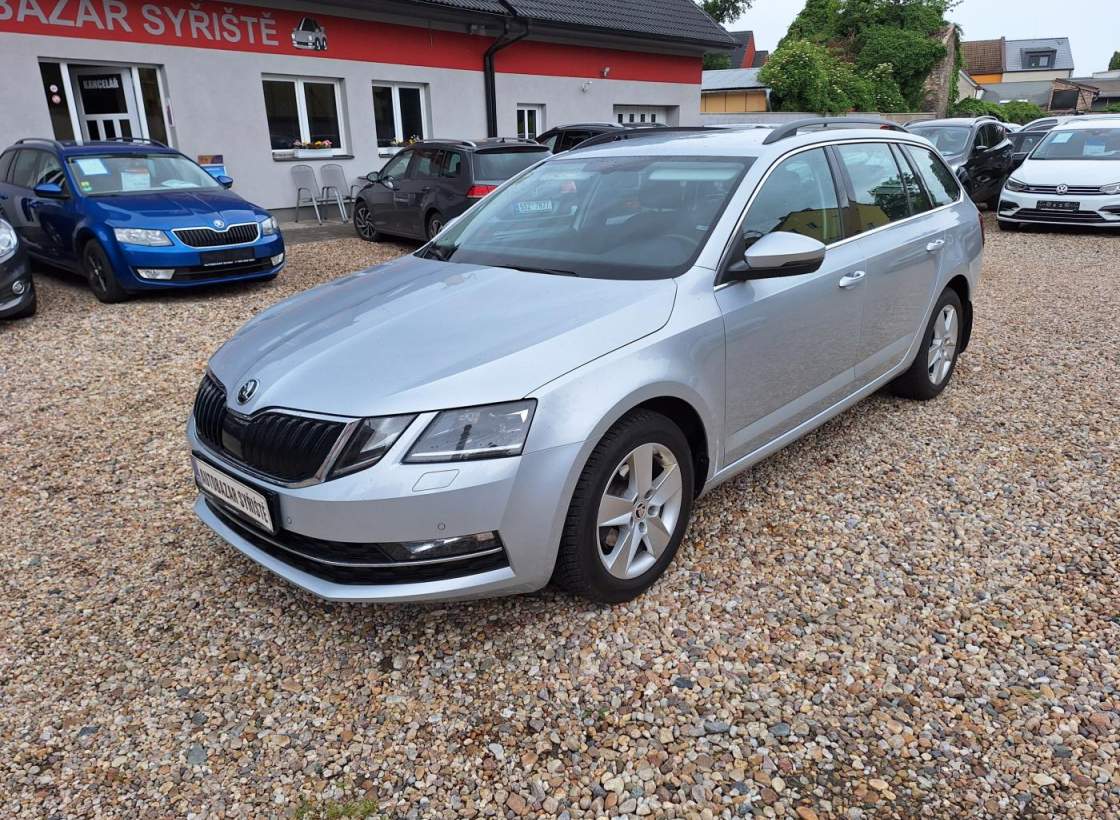 Škoda - Octavia