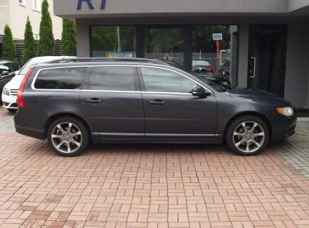 Volvo - V70