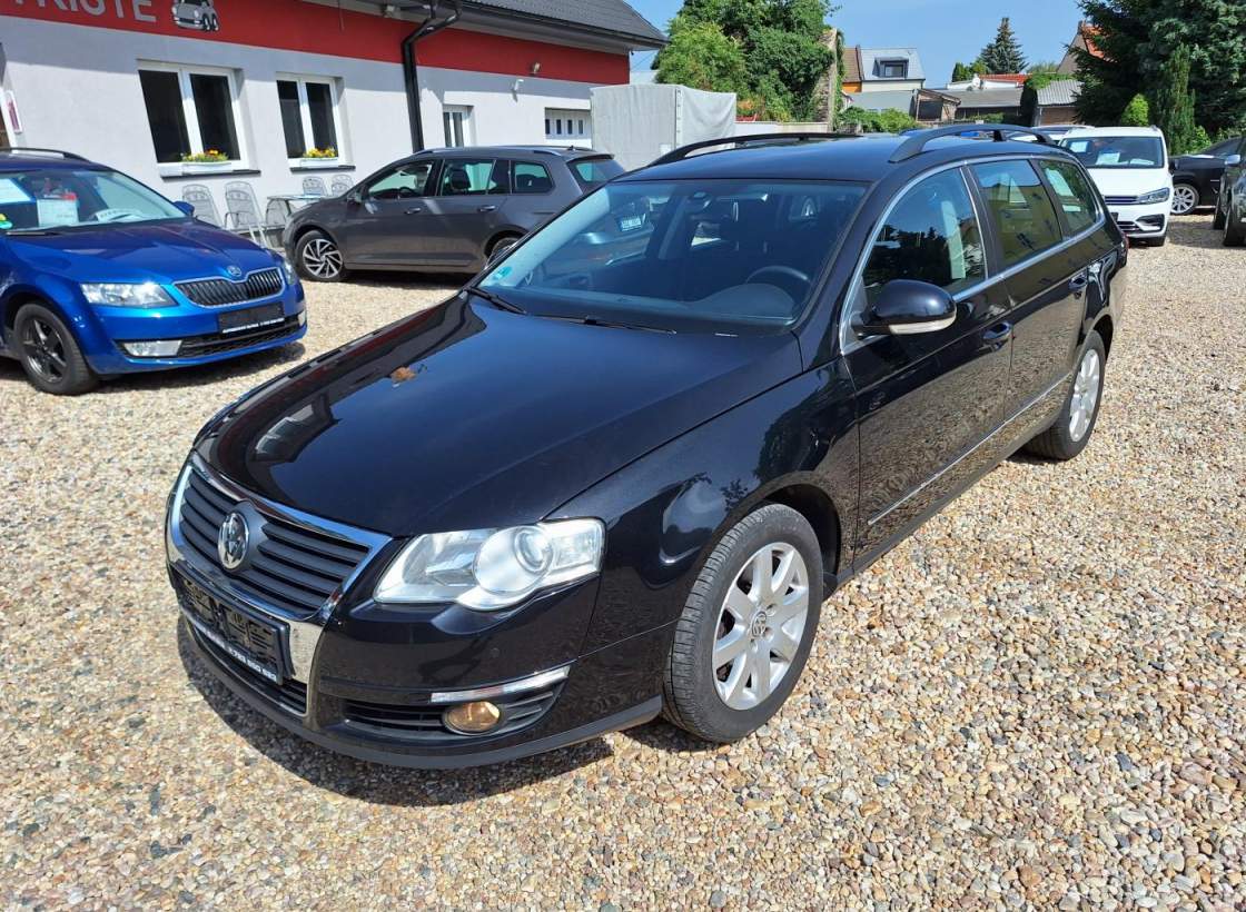 Volkswagen - Passat