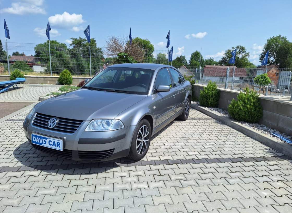 Volkswagen - Passat