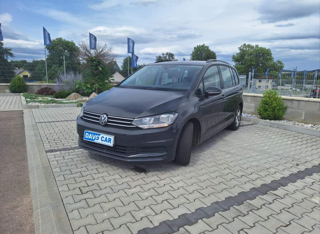 Volkswagen - Touran