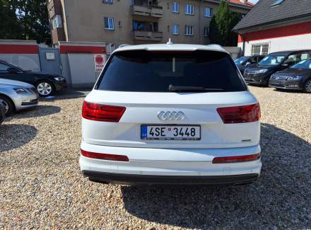 Audi - Q7