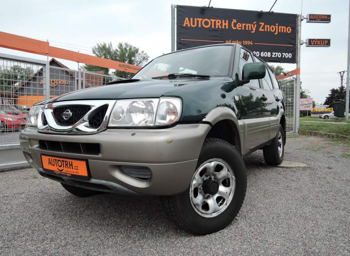 Nissan - Terrano