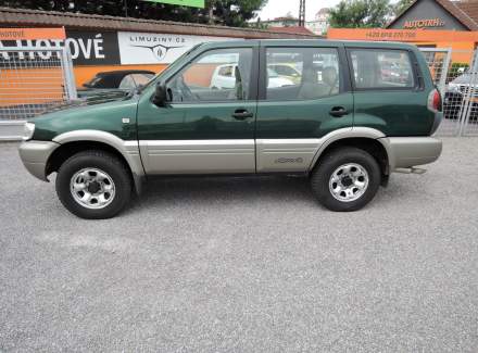 Nissan - Terrano