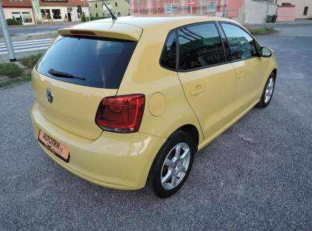 Volkswagen - Polo
