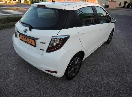 Toyota - Yaris