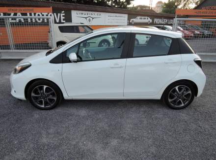 Toyota - Yaris