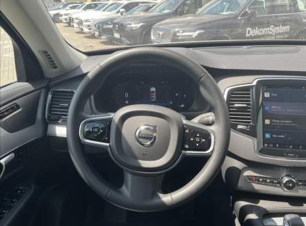 Volvo - XC90