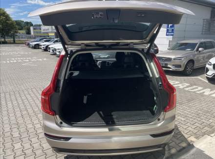 Volvo - XC90