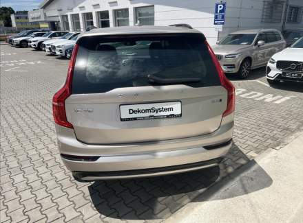 Volvo - XC90